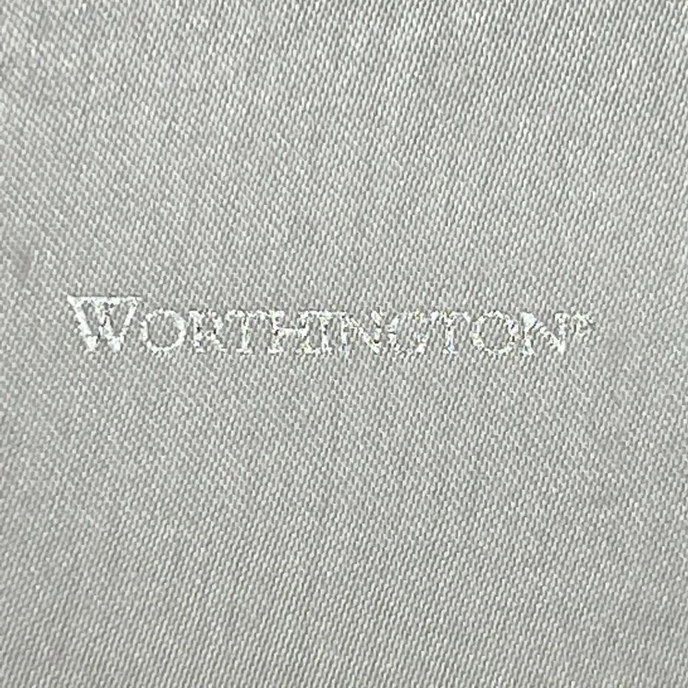3/$30 ☀️ Worthington School pin